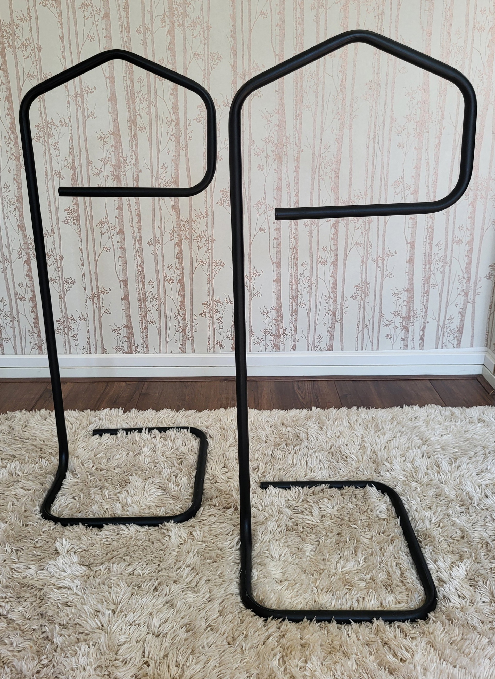 2 Dressboy Vintage Ikea Grund nero opaco. | €50 | Whoppah