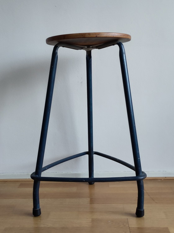 Image 1 of Friso Kramer Hocker Ahrend der Kreis