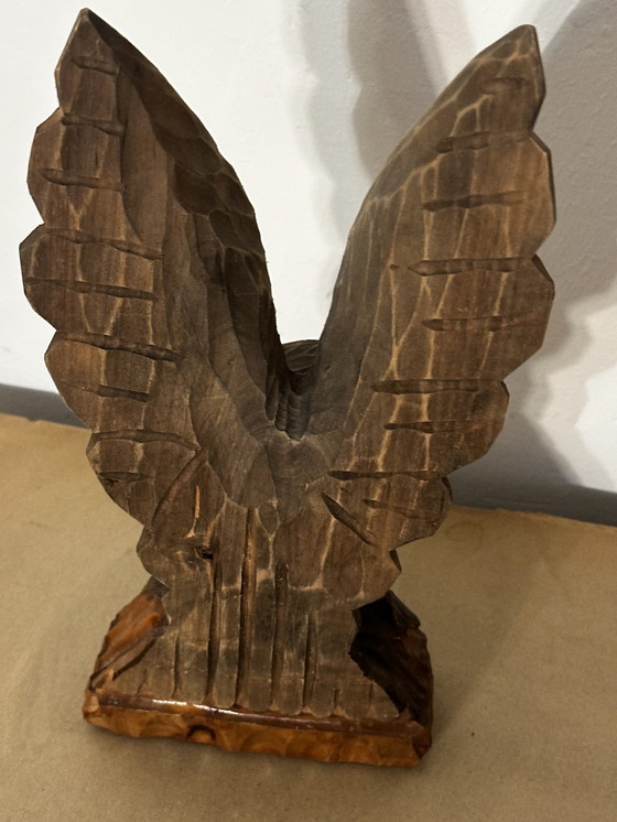 Image 1 of Aigle en bois sculpté - fabrication artisanale vintage Allemagne 