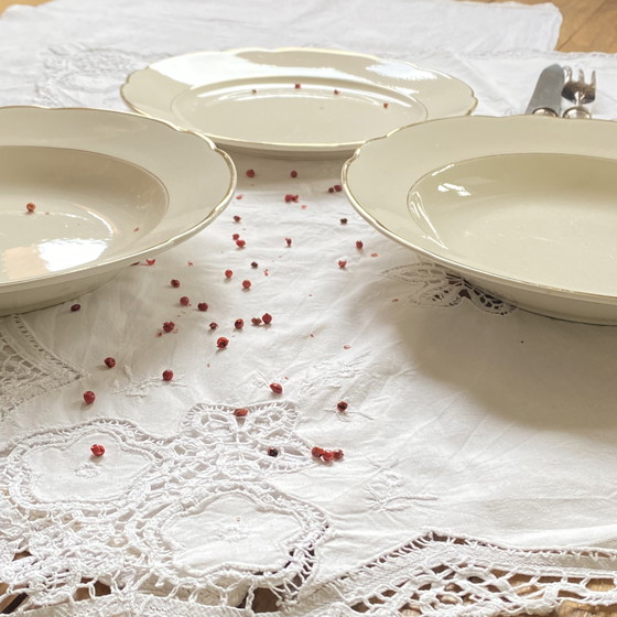 Image 1 of Lot De 3 Plats De Service Plat Villeroy Et Boch Faïence Ancienne Couleur Beige Et Dorure