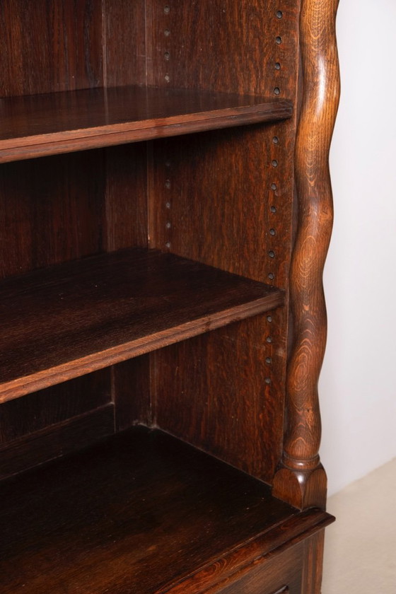 Image 1 of Libreria "Gillberga" in quercia di Nordiska Kompaniet, 1924 Svezia