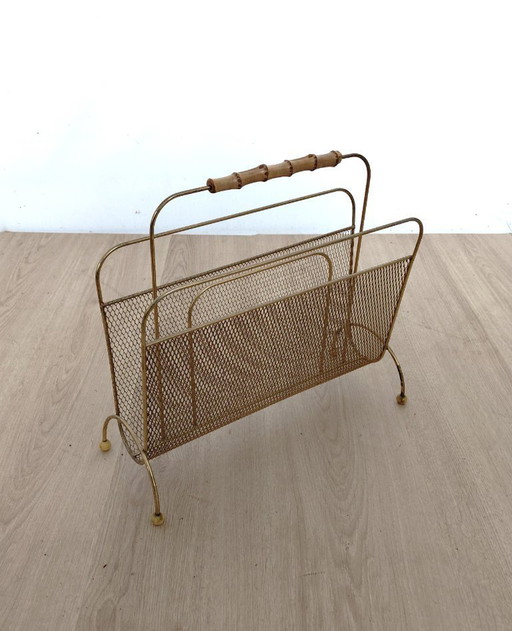 Fifties magazine stand