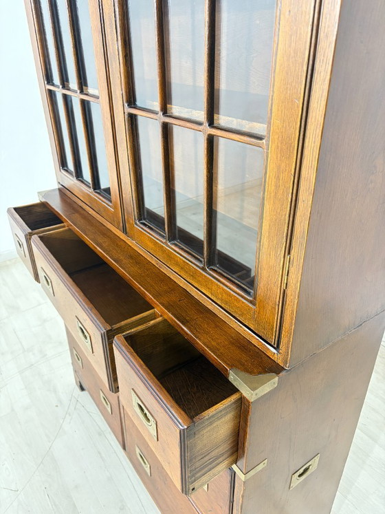 Image 1 of Vitrina de estilo colonial inglés / Vitrina de caoba / Librería / Vitrina