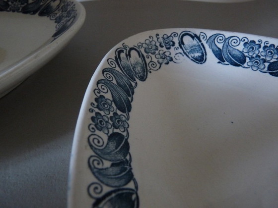 Image 1 of Longchamp "Marcel" juskom van ijzersteen en serveerschalen