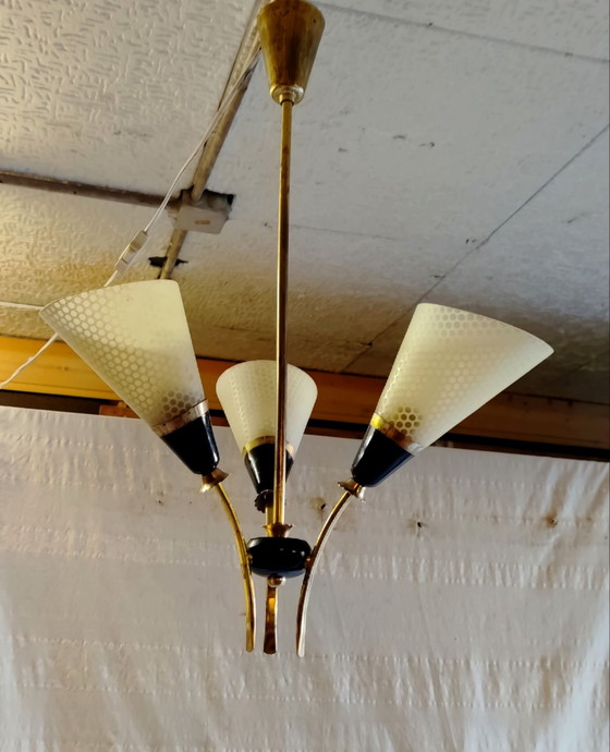 Lampadario a 3 luci in ottone e vetro - anni '50, Dorato (foto 2 di 10)