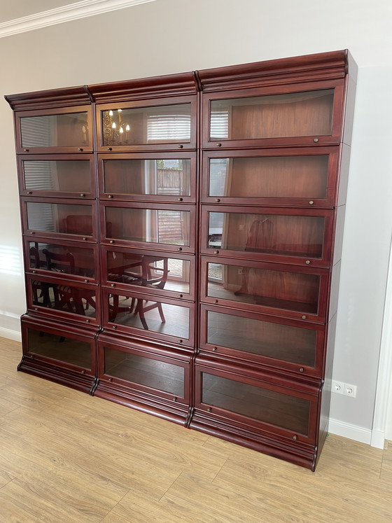 Image 1 of 3 model globe Wernicke boekenkasten 85 cm breed en 227 cm hoog 6 elementen op elkaar 