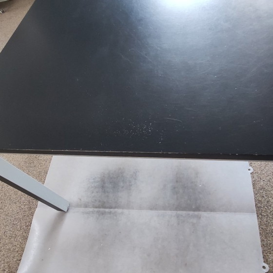 Image 1 of Leolux Iazki dining table