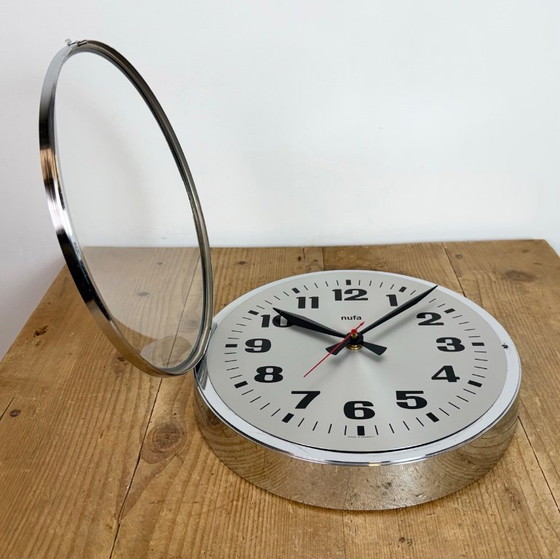 Image 1 of Reloj de pared eléctrico antiguo de NUFA, década de 1960.