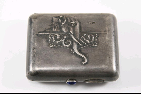 Image 1 of Portefeuille en argent 875 orné d'une tête d'éléphant en relief