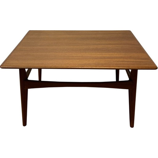 Tavolino da caffè vintage quadrato in teak di Karl Erik Ekselius e JO Carlsson per Vetlanda, 1950.