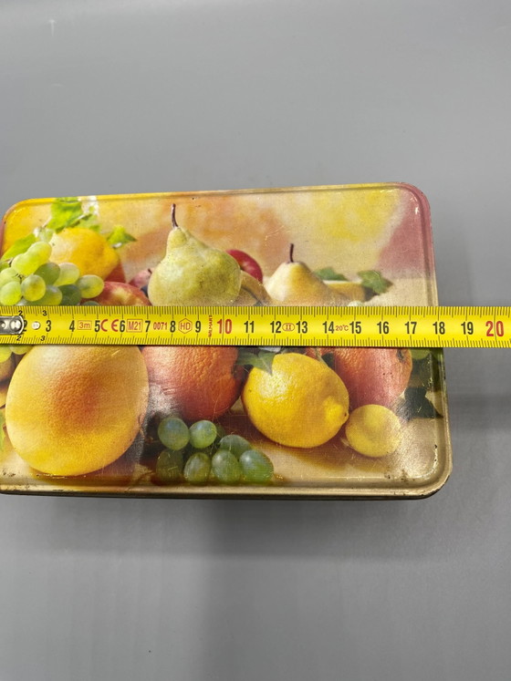 Vintage lithografische blikken doos met stilleven van fruit. – Decoratieve objecten, Iron (photo 4 of 6)