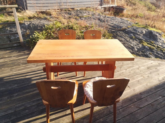 Image 1 of Göran Malmvall, Table à manger suédoise vintage, Pin massif 1940's. Fourrure suédoise
