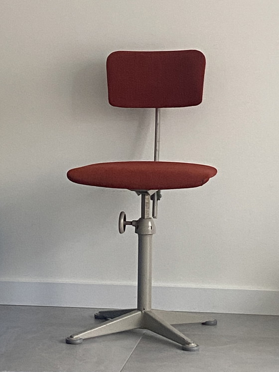 Image 1 of Ahrend de Cirkel Industriële Bureaustoel