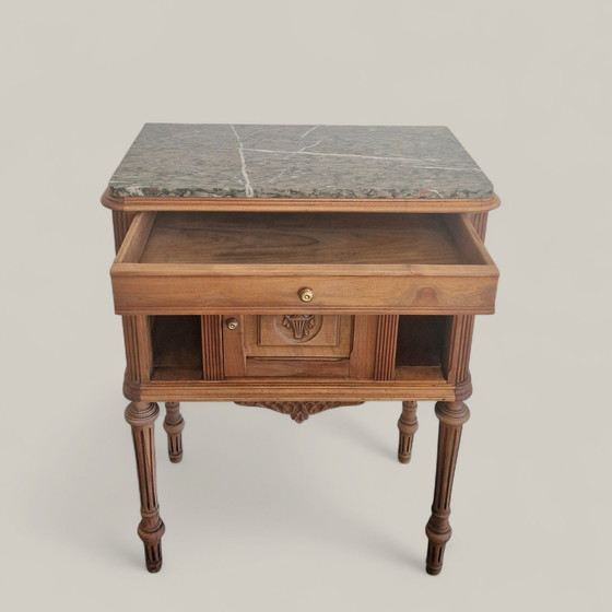 Image 1 of Mobiletto in noce e marmo verde - Stile Luigi XVI - Inizio XX secolo