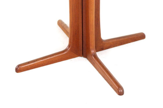 Image 1 of Mesa de comedor redonda compacta 1x extensible