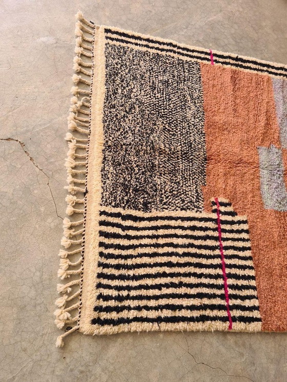 Image 1 of Traditional handmade Moroccan Berber rug 250cm x 150cm