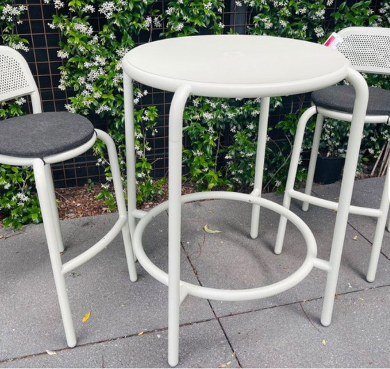 Image 1 of Fatboy 'Toni Haut Bistrot' Bartisch anthrazit