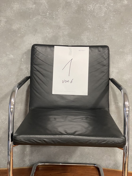 Image 1 of Thonet S60 V