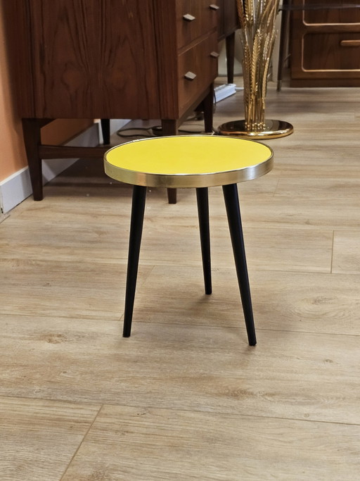 Vintage Yellow Plant Table Small Table Side Table Table – bijzettafels, Wood (photo 2 of 6)