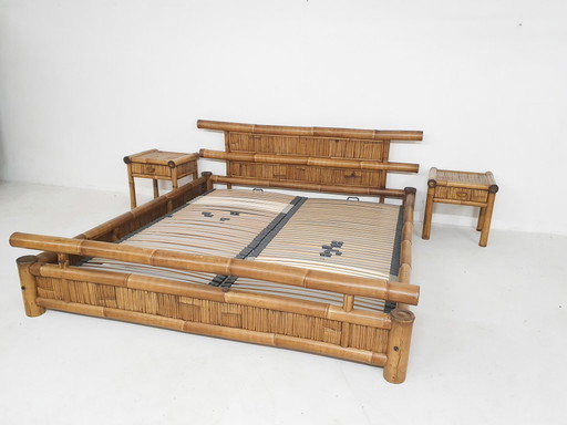 Letto in bambù per due persone 180 x 210 cm con comodini