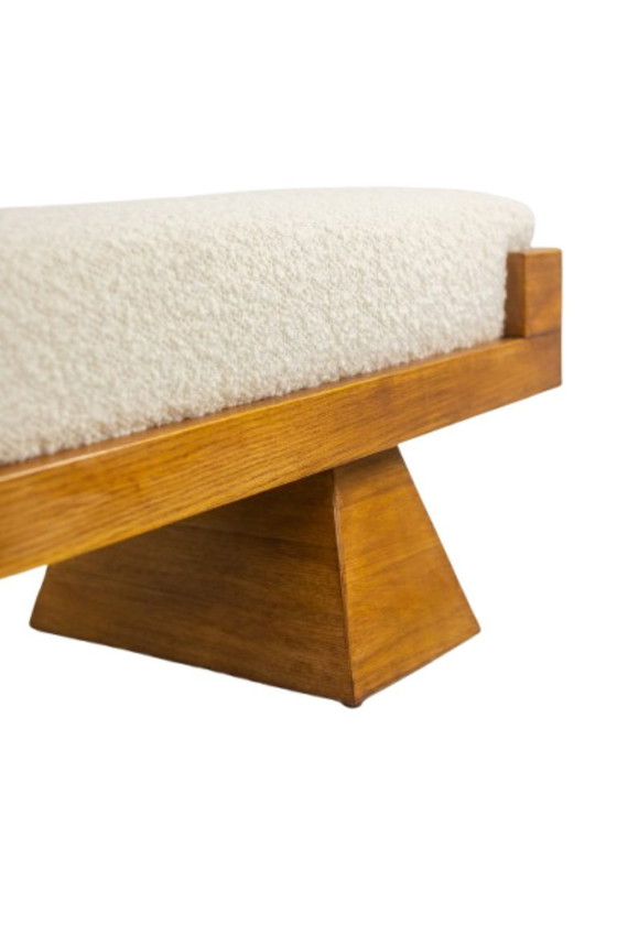 Image 1 of Bank in blond essenhout. Italiaans vakmanschap uit kleine series. Eigentijds.