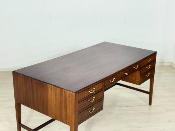 Image 1 of Bellissima scrivania indipendente / scrivania da ufficio in mogano / scrivania da lavoro / scrivania vintage