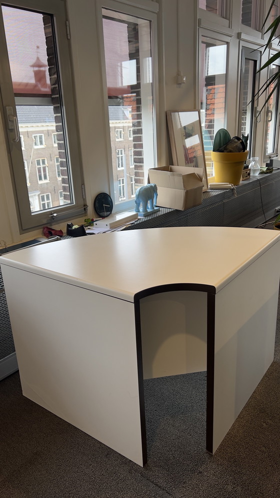 Image 1 of Dreiteiliger Schreibtisch