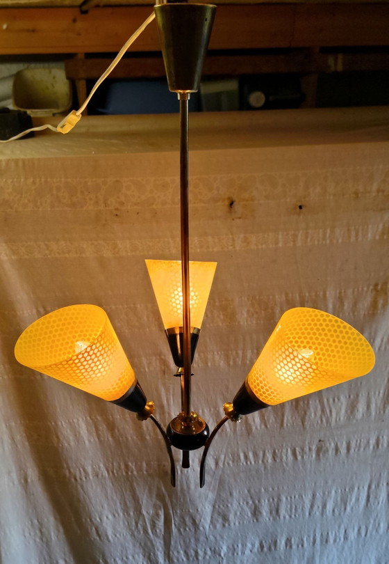 Lampadario a 3 luci in ottone e vetro - anni '50, Dorato (foto 3 di 10)