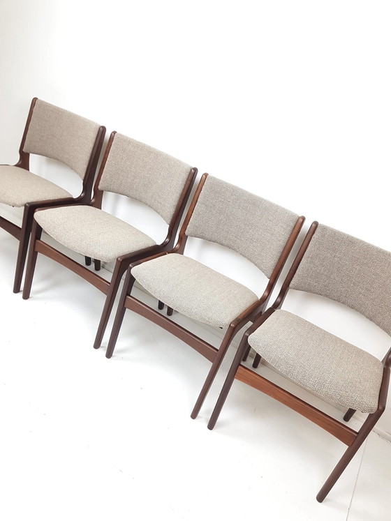 Image 1 of 4 sedie danesi in teak di Erik Buch, appena rivestite in lana