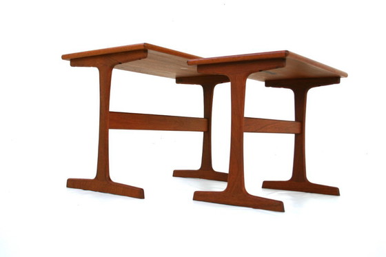 Image 1 of come nuovo! Arne Wahl Iversen per Vinde, 2x Tavolo da nido in teak danese del metà secolo, tavolino vintage, tavolino, 1a restau
