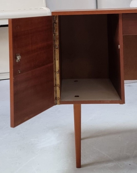 Image 1 of Escritorio de los años 70