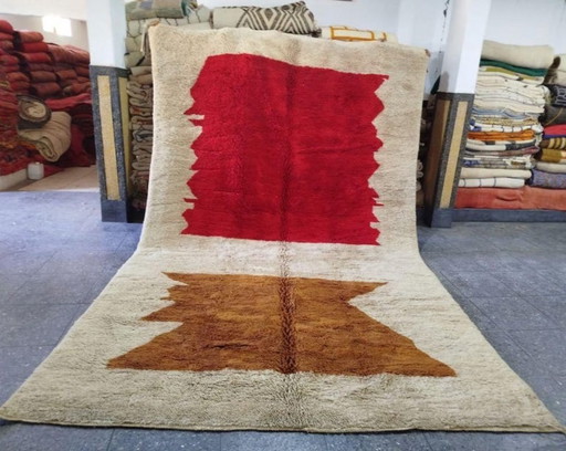 Grand tapis marocain en laine naturelle, ivoire, rouge et brun – 350 × 200 cm