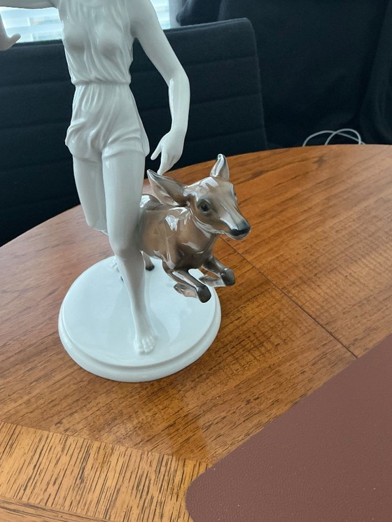 Image 1 of Mujer con corzo (ciervo) 1930 🦌 ‘ROSENTHAL’