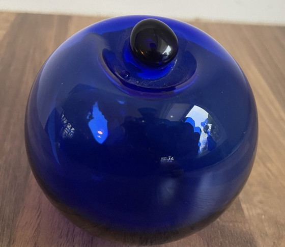 Image 1 of Vintage handgeblazen blauwe glazen appel en peer