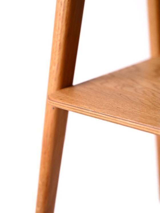 Image 1 of Vintage Scandinavisch nachtkastje met schuine poten