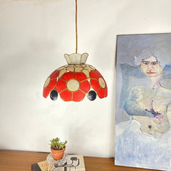 Mother-of-pearl chandelier, Capiz shell, 1950s style, red flowers – Pendant lamps, Stone (photo 2 of 9)