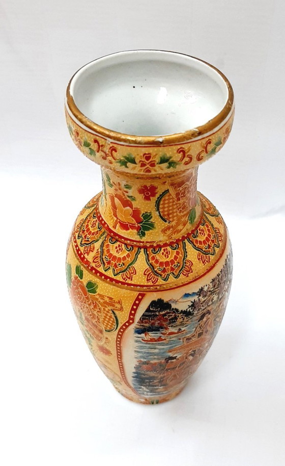 Image 1 of Vase vintage en porcelaine chinoise