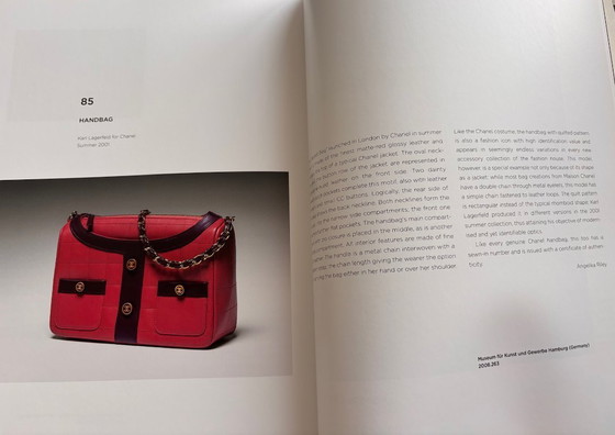 Image 1 of La leggenda di Chanel