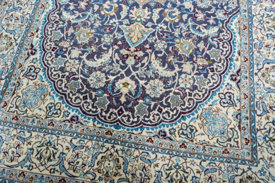 Image 1 of Hand-knotted Nain 9La oriental rug with silk content - 270 x 165 cm