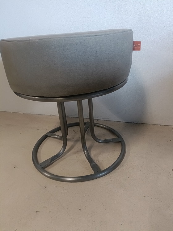 Image 1 of Puf de lona verde