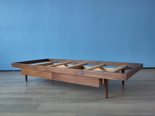 Vintage-Tagesbett mit Schubladen aus Teakholz