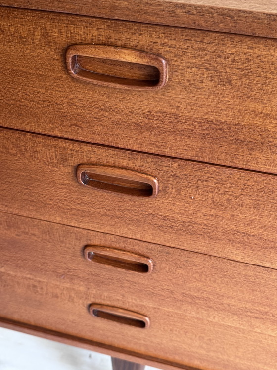 Image 1 of Credenza/cassettiera vintage anni '60 in teak