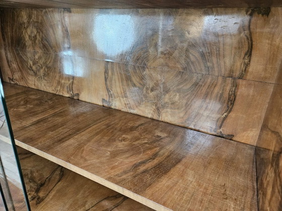 Image 1 of Art Decò Display Cabinet in Walnut Burl