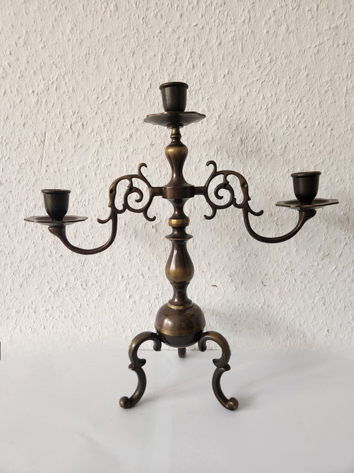 Candelabro antiguo de 3 brazos, bronce macizo, forjado a mano, estilo barroco. – kapstokken, Metal, Bronze (photo 2 of 15)