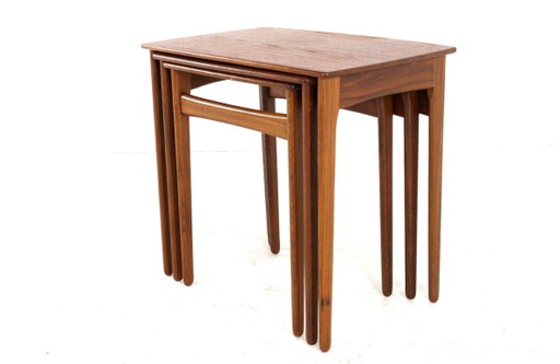 Mesas nido danesas vintage de teca Svend Åge Madsen – bijzettafels, Wood (photo 2 of 22)
