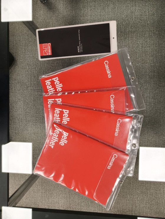 Image 1 of 6 x Cassina LC2 + 2 x LC10 Table basse