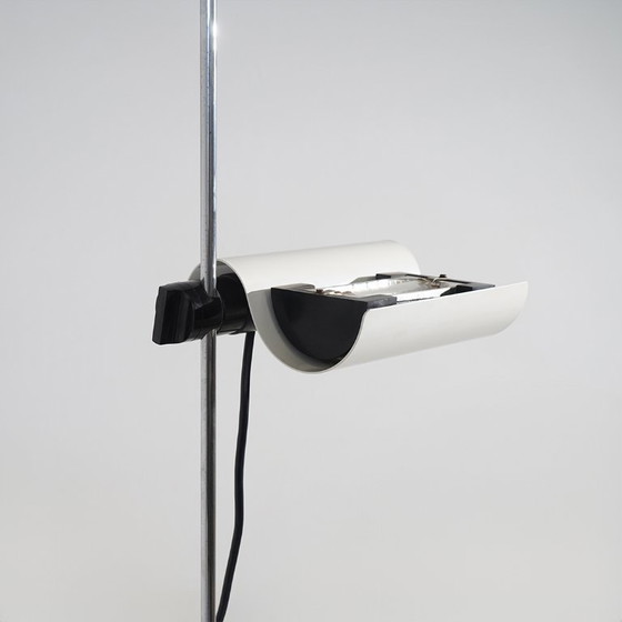 Image 1 of Stehleuchte „Dim 333“ von Vico Magistretti für Oluce, 1970er Jahre