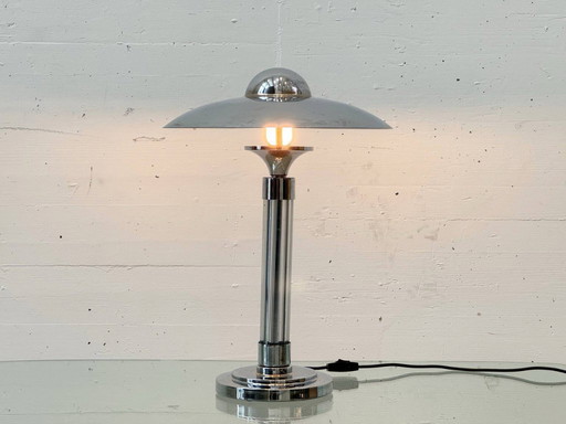 French Art Deco table lamp made of chrome-plated metal, 1930s