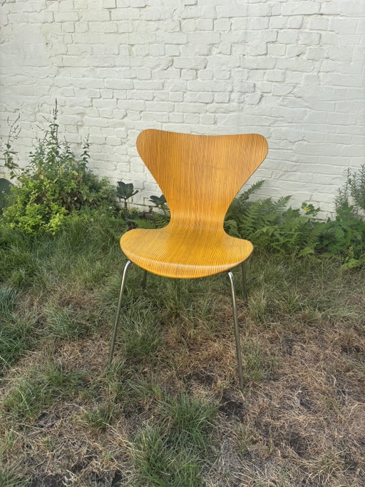 2 sedie Butterfly di Fritz Hansen danneggiate – eetkamerstoelen, Wood