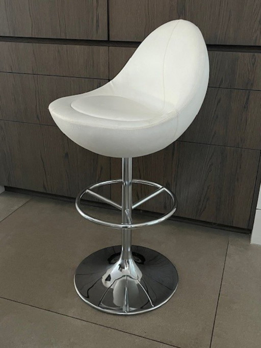 Venus Johanson bar chair